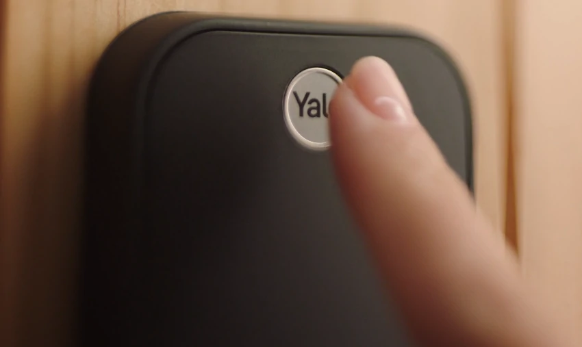 Kleiner Sensor des Yale Assure Lock 2 Touch